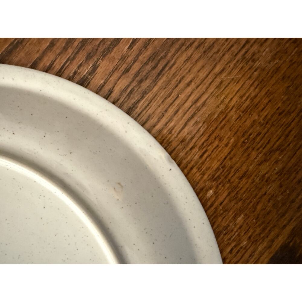 Vintage 70s Hearthside Chablis Stoneware Plate Set - Picture 10 of 15